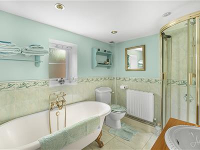 Bathroom - The Granary (Adjoined Annex)